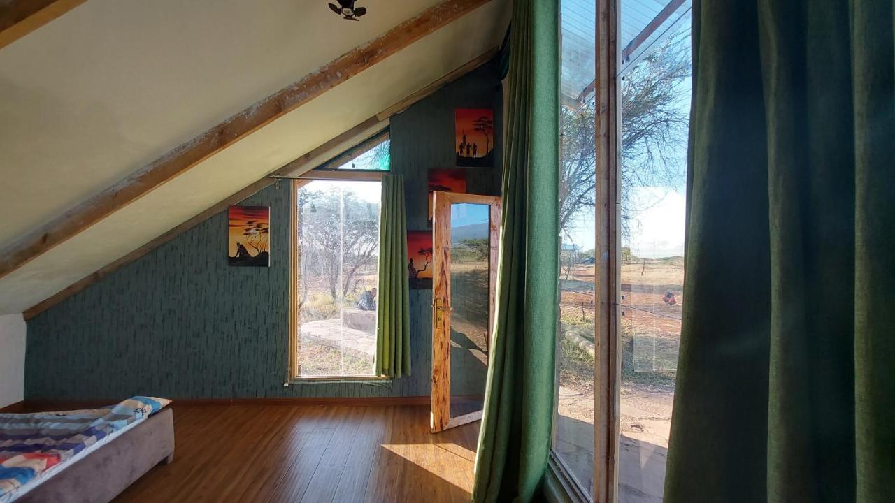 Kilimanjaro View Cabin-Amboseli Oloitokitok エクステリア 写真