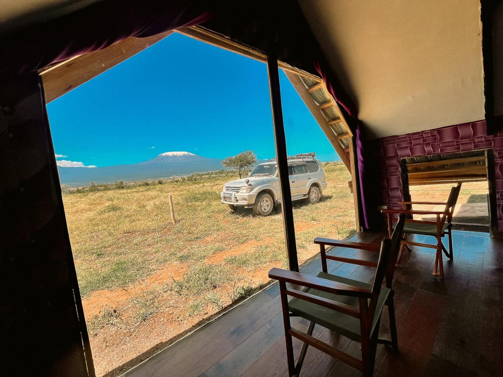 Kilimanjaro View Cabin-Amboseli Oloitokitok エクステリア 写真