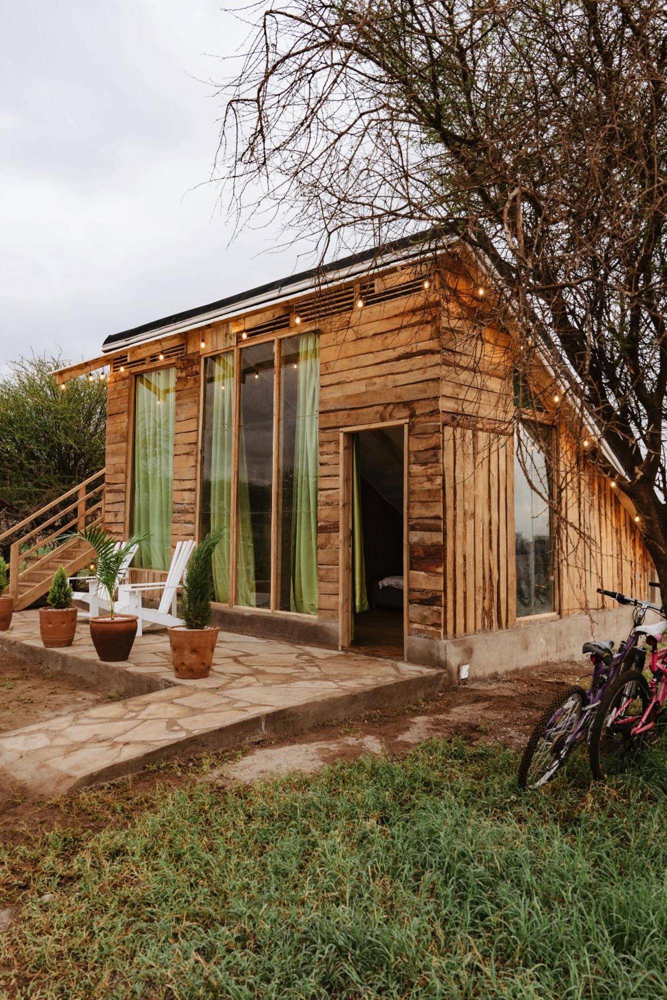 Kilimanjaro View Cabin-Amboseli Oloitokitok エクステリア 写真